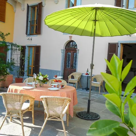 Casa Bureglio 펜션 *